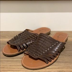 New leather sandals